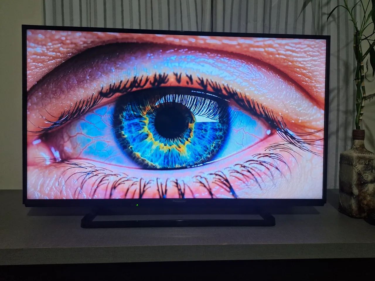 SMART TV PANASONIC 40 POLEGADAS