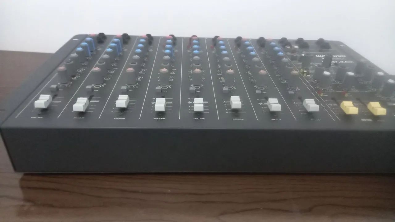 Mesa som 8 canais - Foto 2