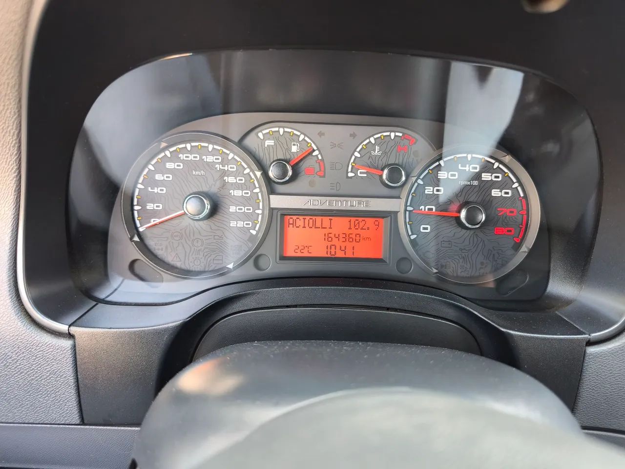 Fiat Strada Adventure 1.8/ 1.8 Locker Flex CE 2017 - Foto 5