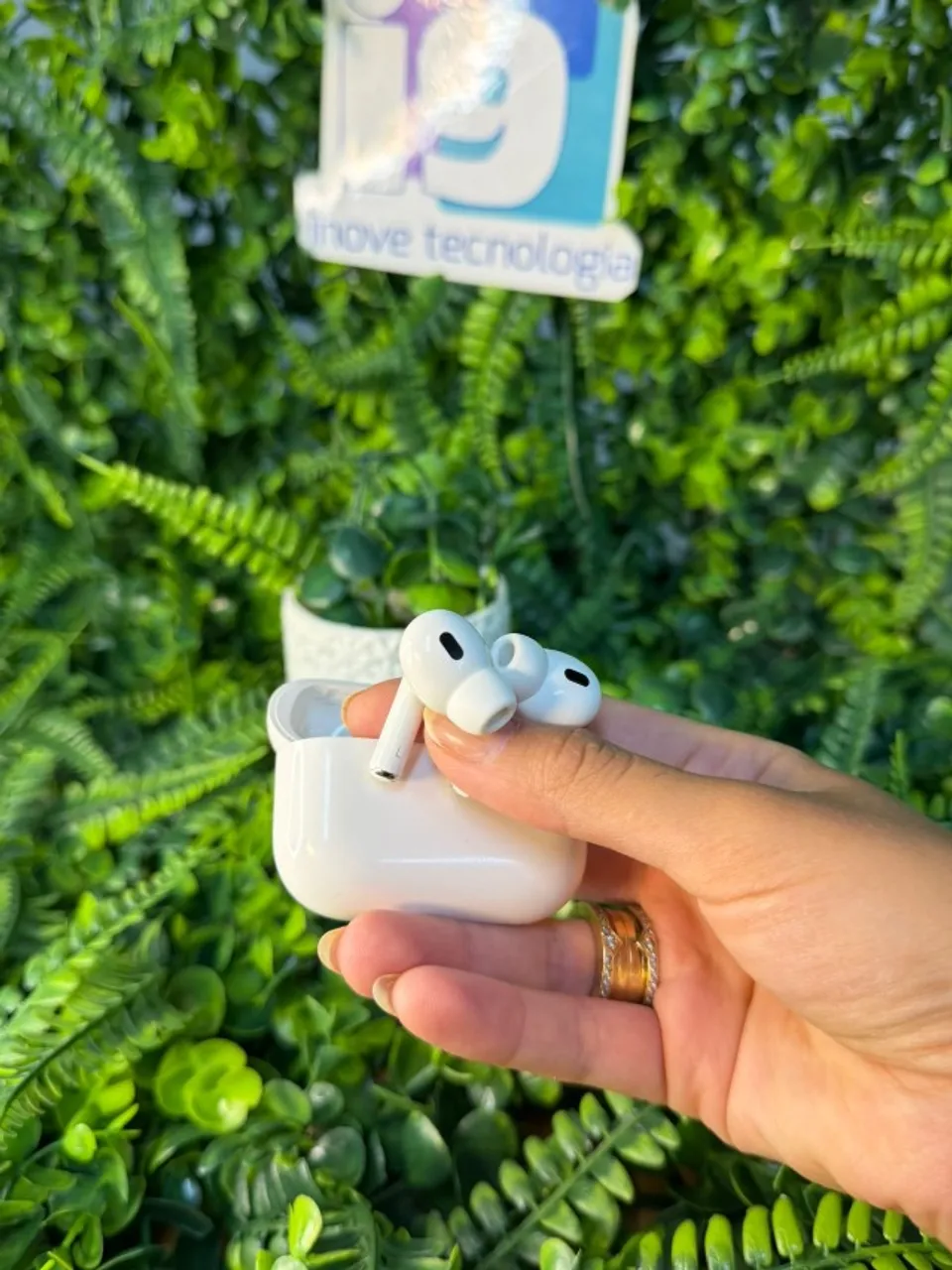 AirPods 4 (ANC) A3055 Versão: 8B21 Com caixa Seminovo Loja Fisica