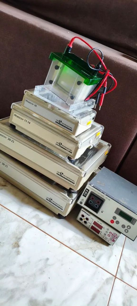 Equipamentos para Laboratório. Lote (Eletroforese - Cubas e Fontes funcionando) - Foto 2
