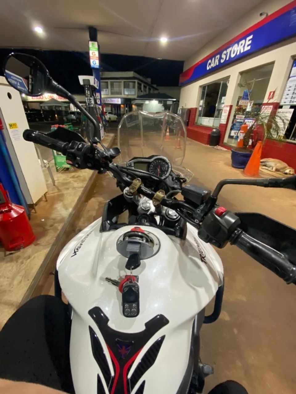 Triumph Tiger 800 XR - Foto 4