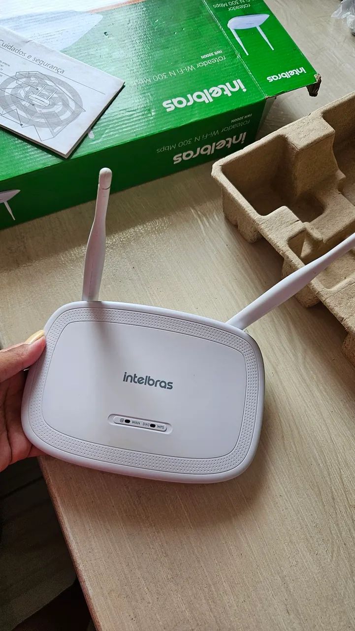 Roteador/ Repetidor WIFI Intelbras 300mbps - Foto 4