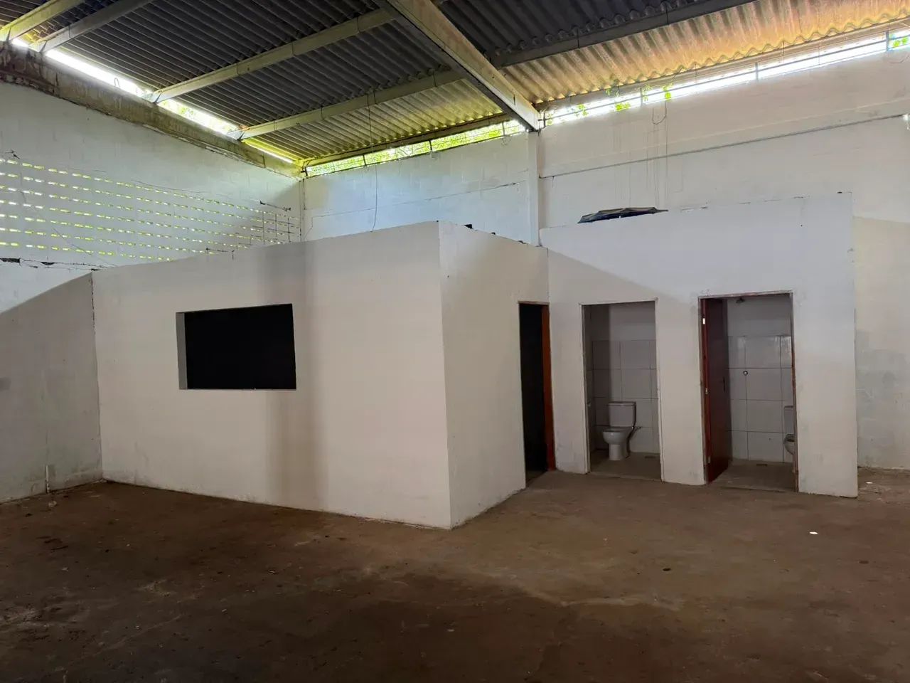 ALUGO Galpão no Renascer 300m² Por trás da Projecta - Foto 4