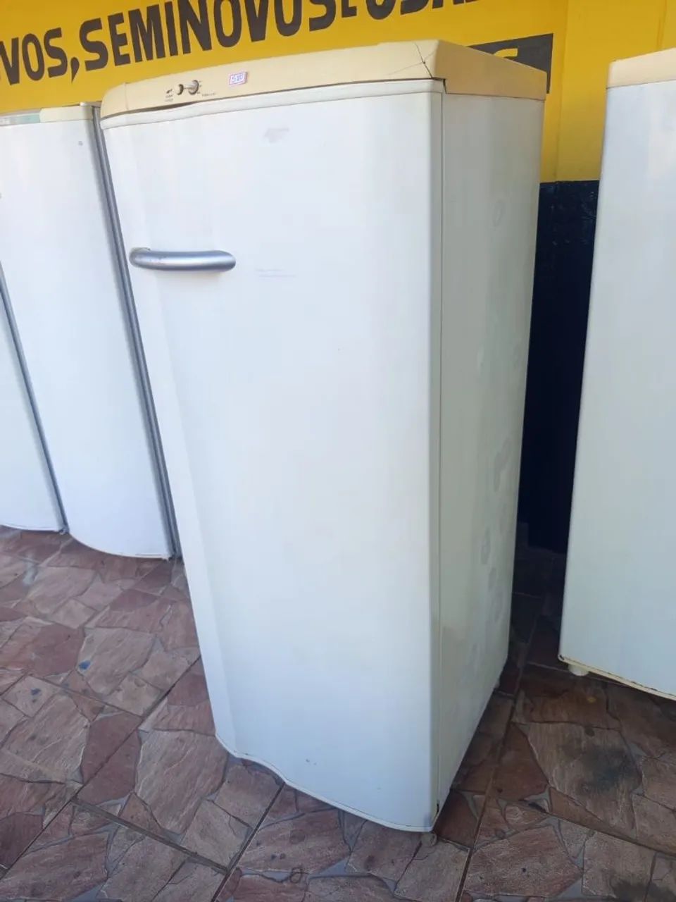 Geladeira Electrolux 300 litros  - Foto 3