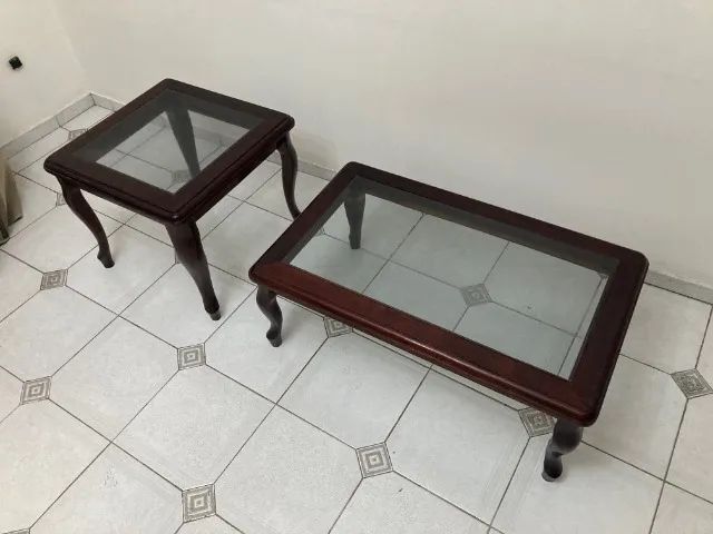 Mesa de centro e canto cor mogno