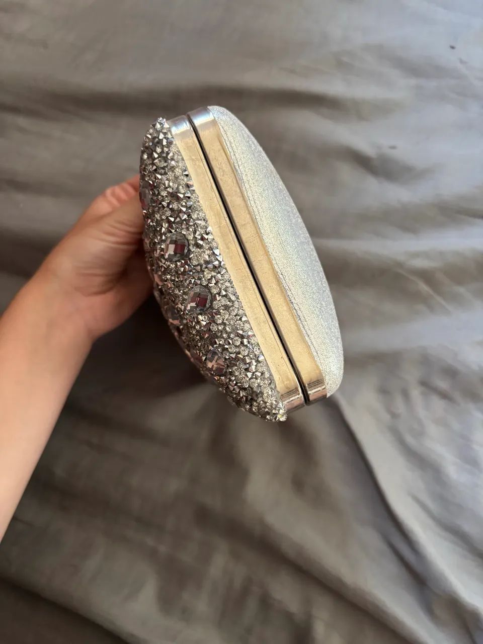 Bolsa de mão de pedraria - Foto 5