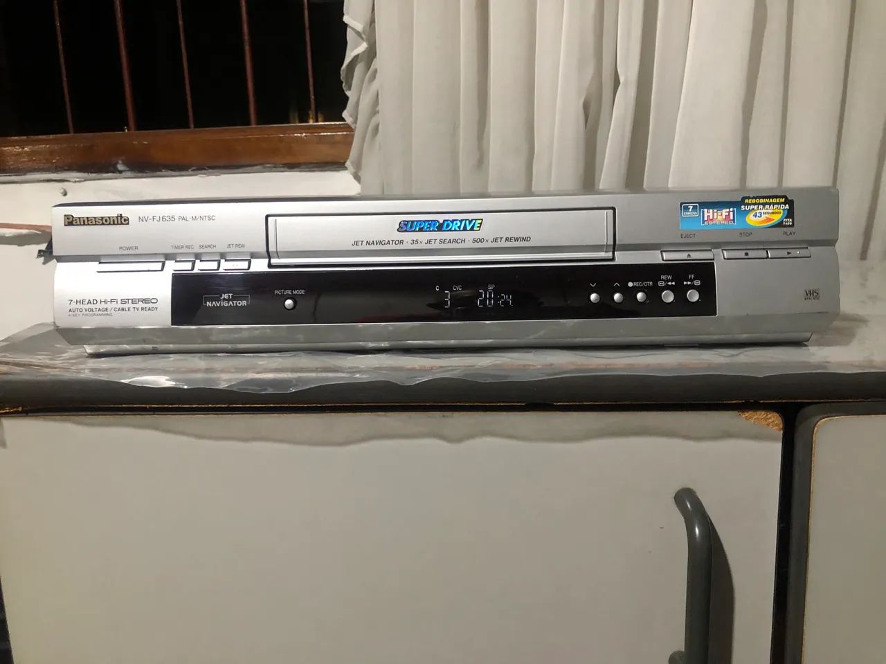 Vídeo cassete estéreo hifi