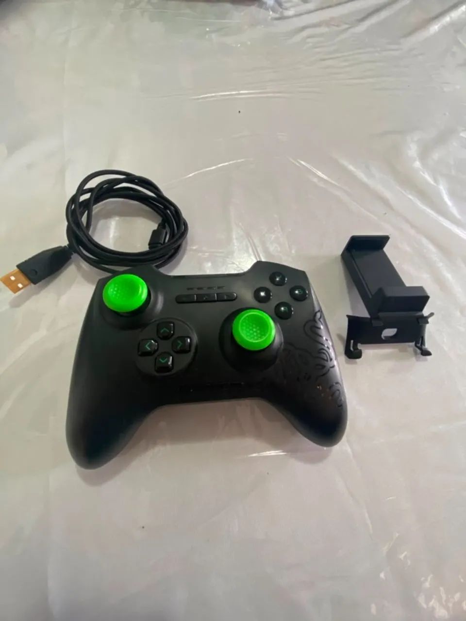 Controle Razer Serval Bluetooth Gaming (Usado) - Foto 2