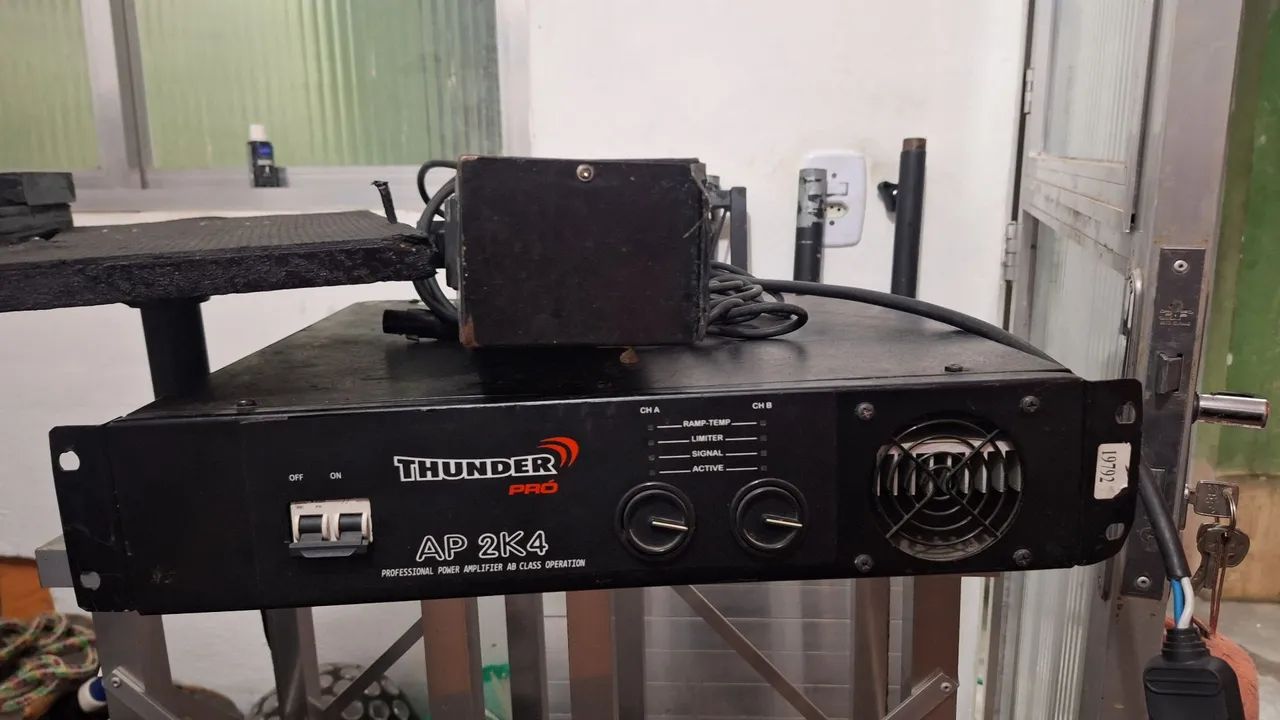 Amplificador  profissional  thunder pro  