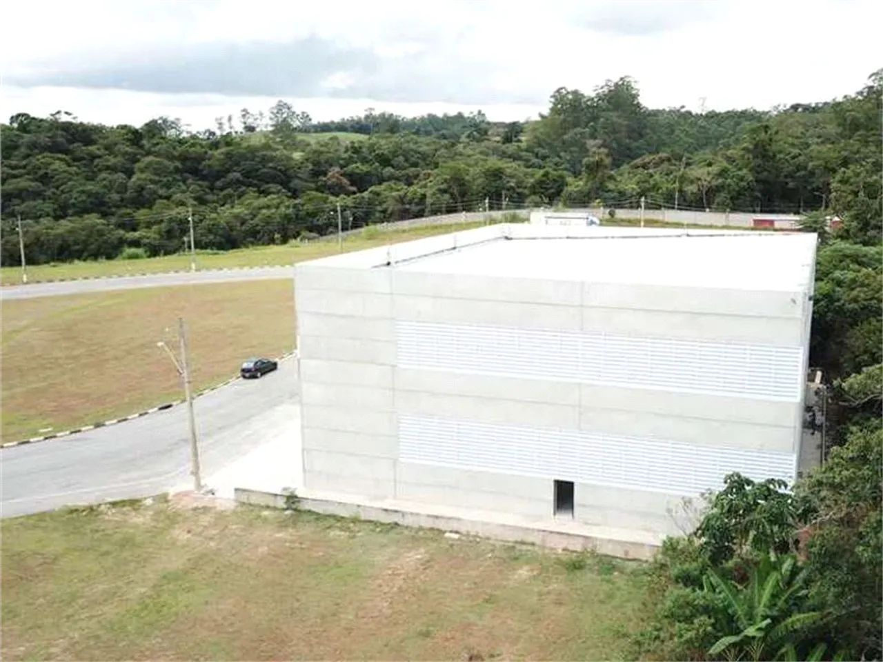 Galpão à venda ou para locação em Polo 40 - SP - Foto 4