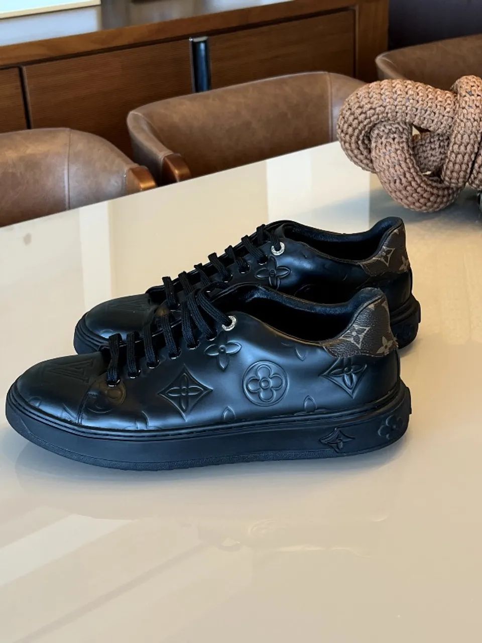 TÊNIS PRIMEIRA LINHA LOUIS VUITTON 