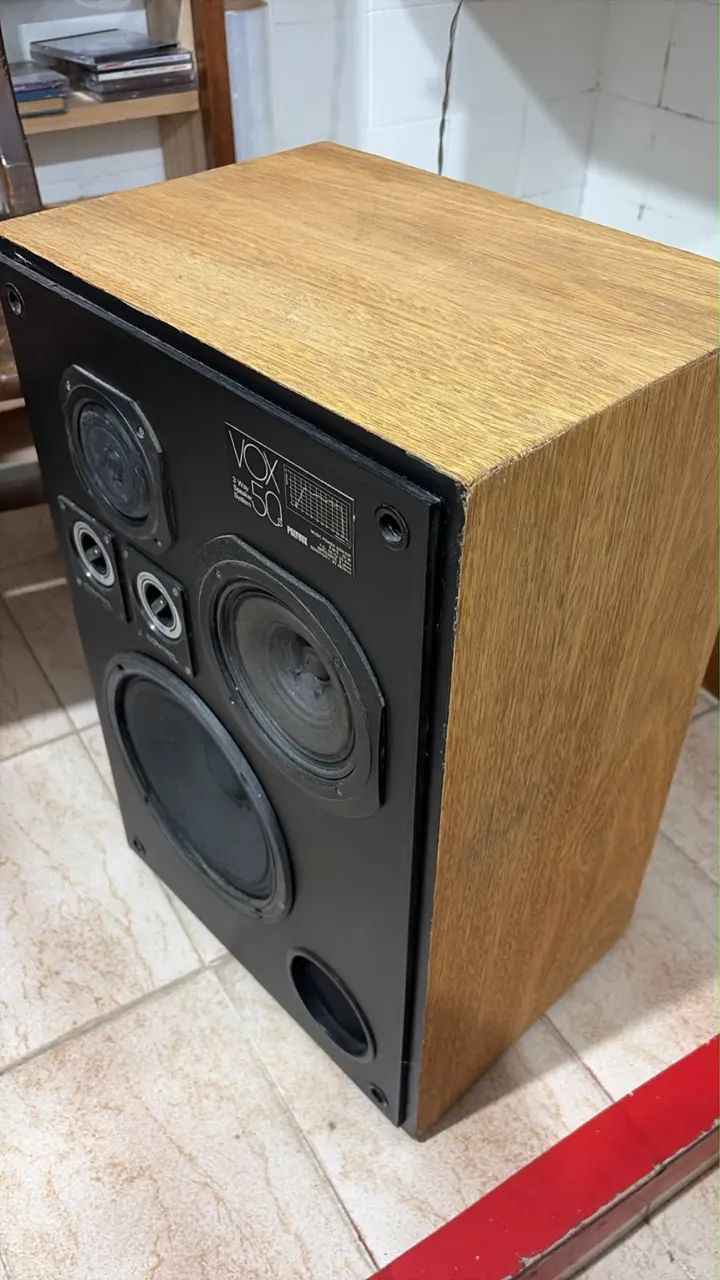 Caixas acústicas VOX 50