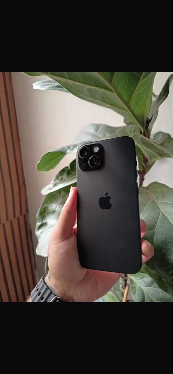 iPhone 15 