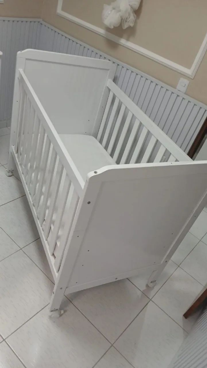 BERÇO SEMI NOVO (+COLCHÃO DE BRINDE) - Foto 4