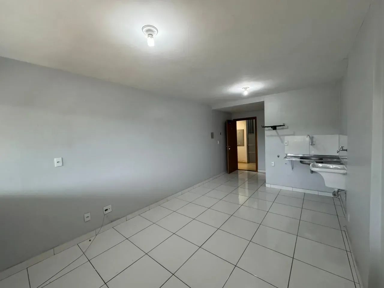 ALUGUEL  KIT/SALA COMERCIAL OU MORADIA | SCLN 207 BLOCO A - Foto 2