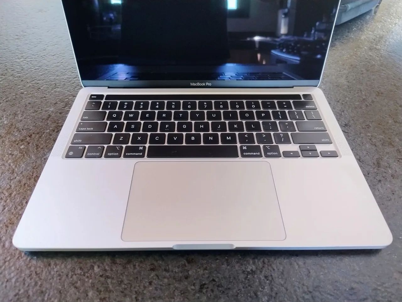 Macbook Pro M2 512 SSD 8GB - Foto 5