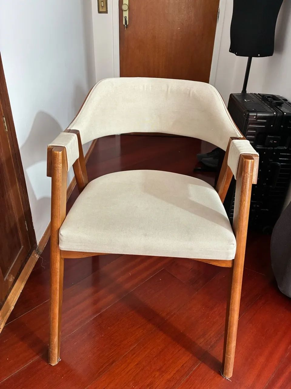 Cadeira moderna  - Foto 3