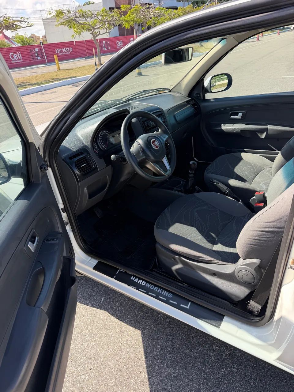 Fiat Strada Working 1.4 MPI Fire Flex 8V CS 2016 - Foto 2