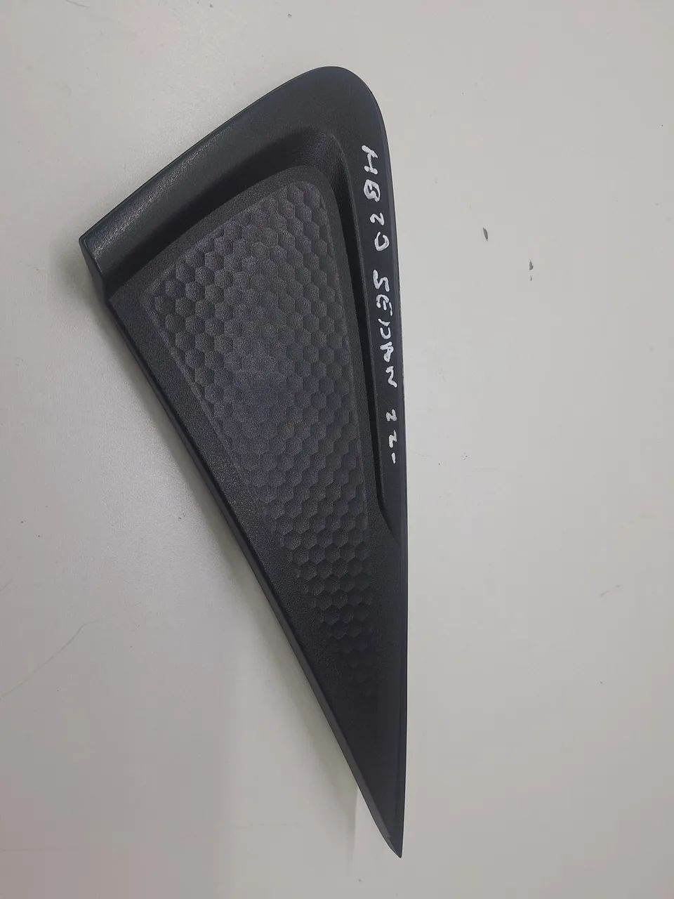 Moldura Externa Traseira Esquerda Hyundai Hb20 2022  - Foto 3