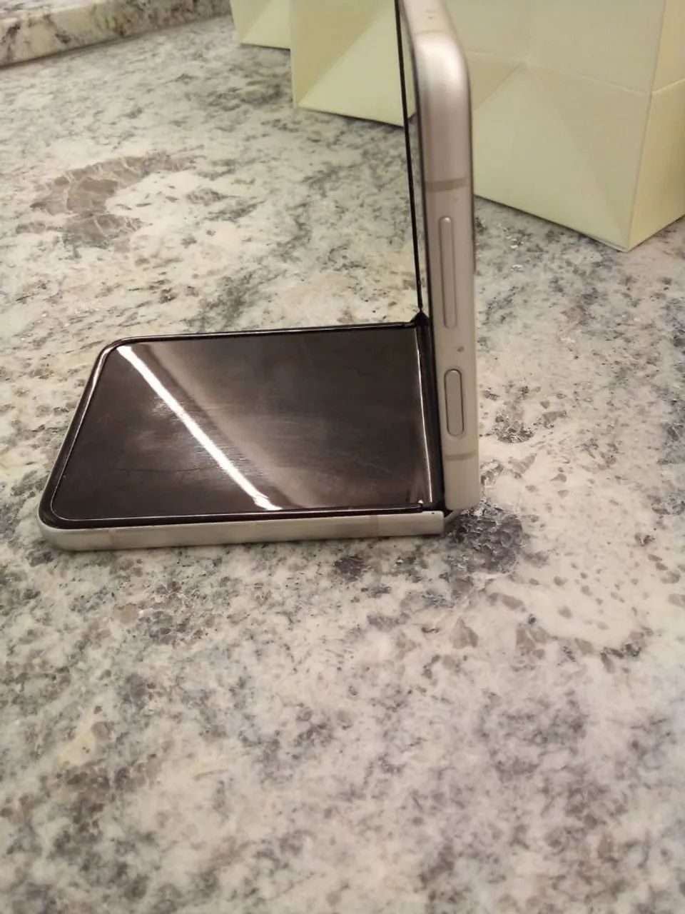 Samsung z3 flip - Foto 4