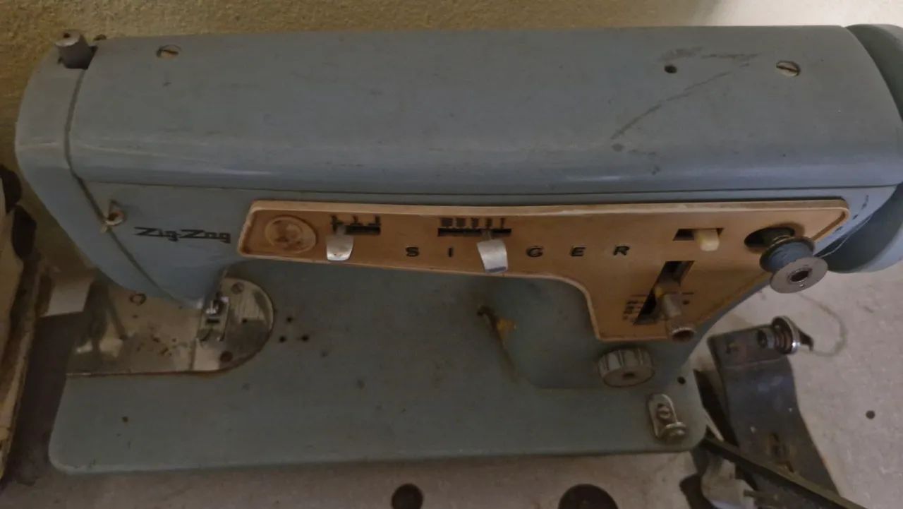 4 Máquinas de Costura caseira e industrial  - Foto 3