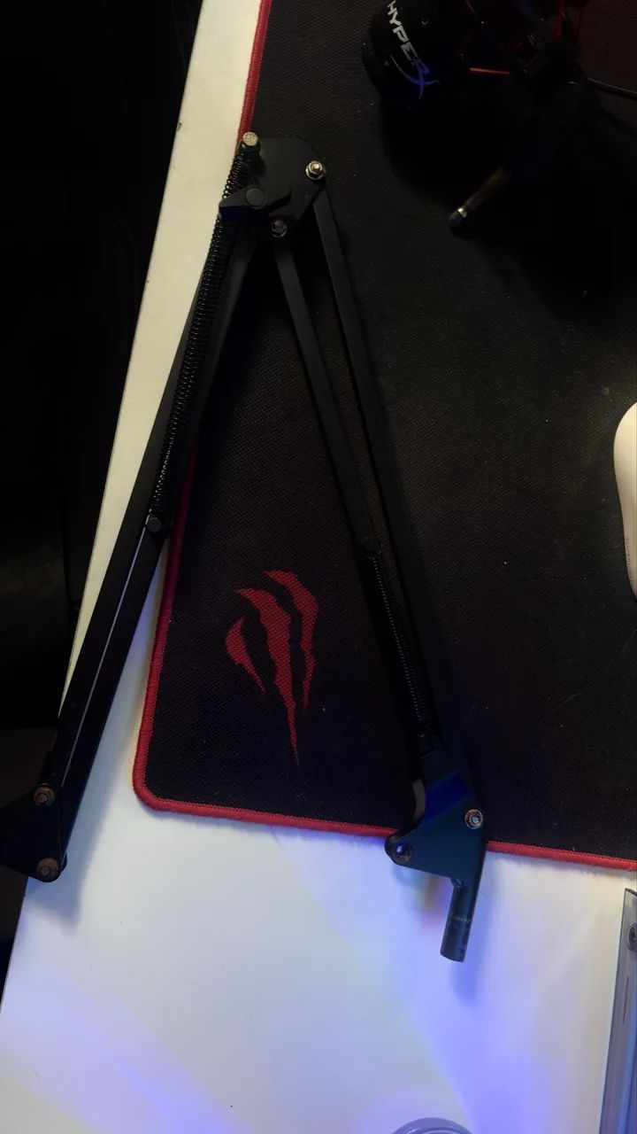 Hyperx Quadcast S + Suporte Articulado  - Foto 3