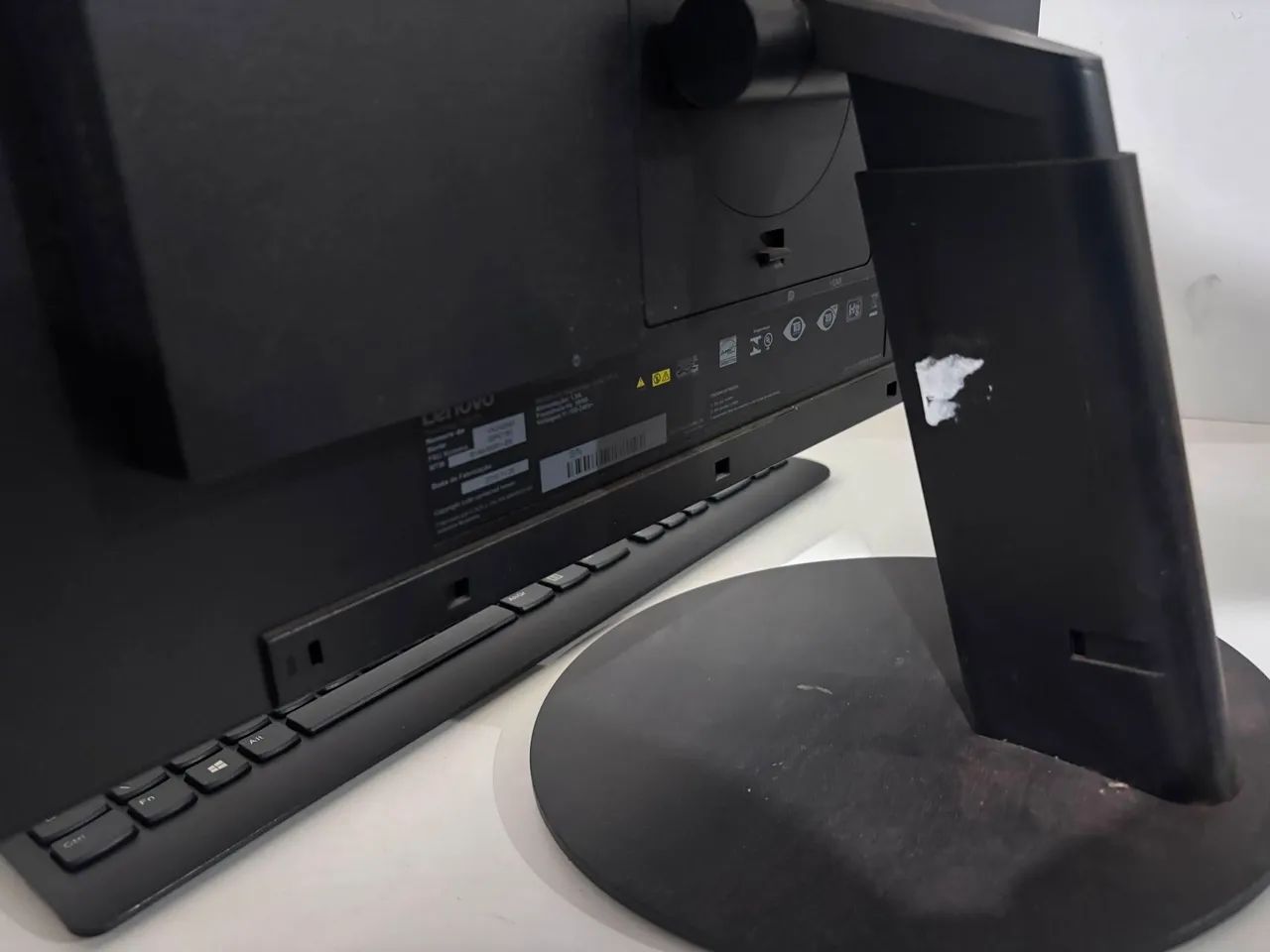 Monitor Lenovo ThinkVision S22e-18 (21.5") - Foto 4