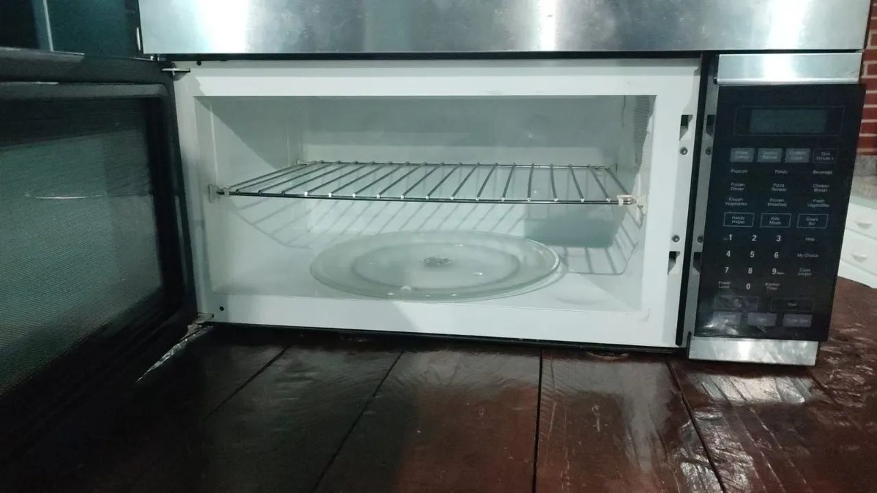 Microondas 45 litros 110v embutir  - Foto 4