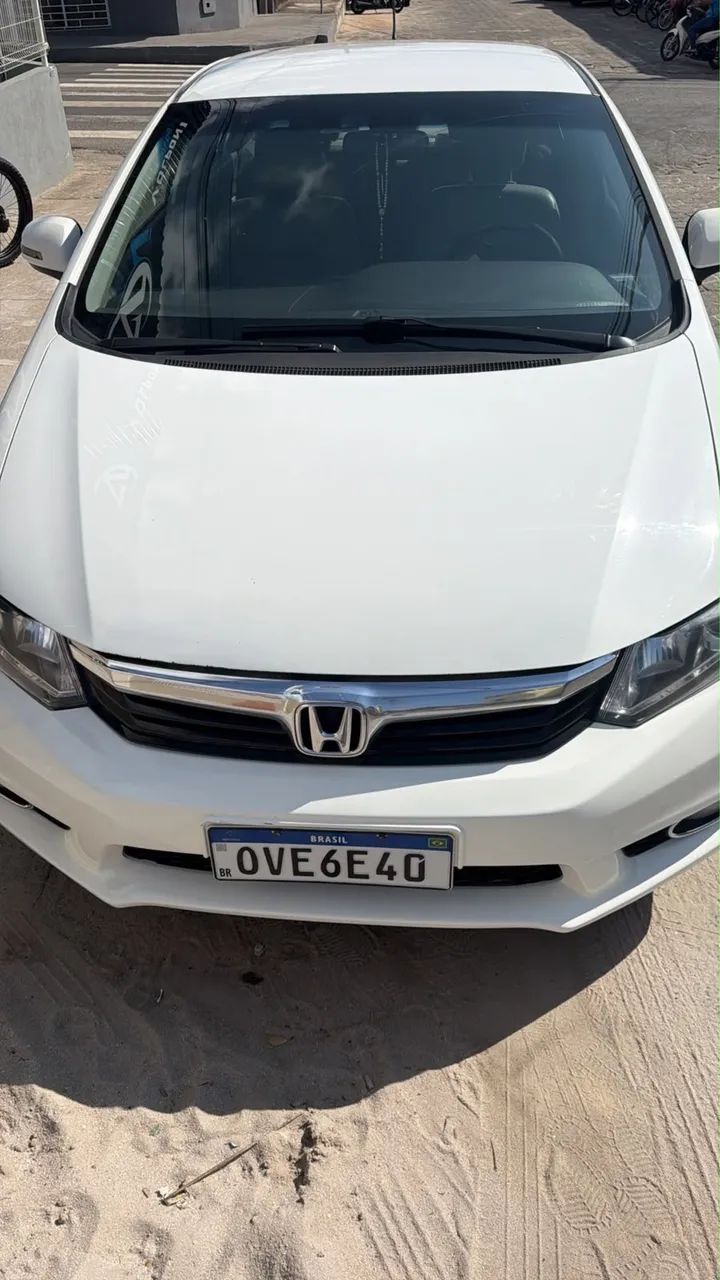 Honda Civic Civic Sedan LXR 2.0 Flexone 16V Aut. 4p 2014