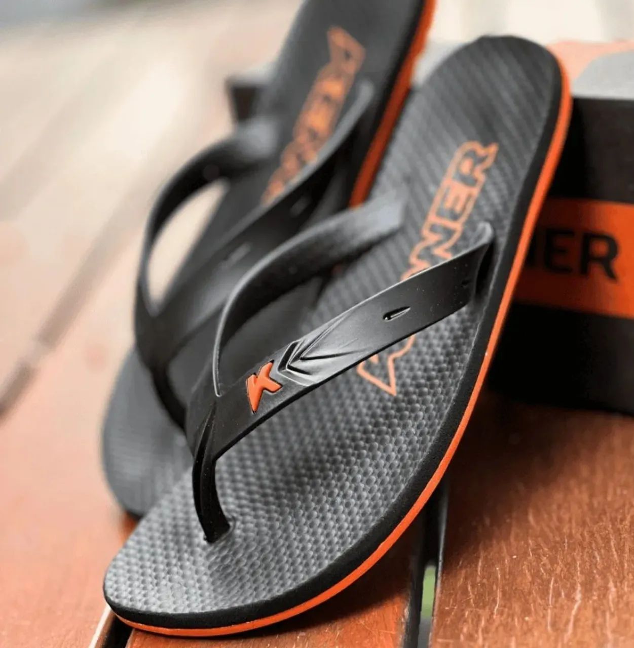 Chinelo Kenner New Summer Preto E Laranja - Foto 3