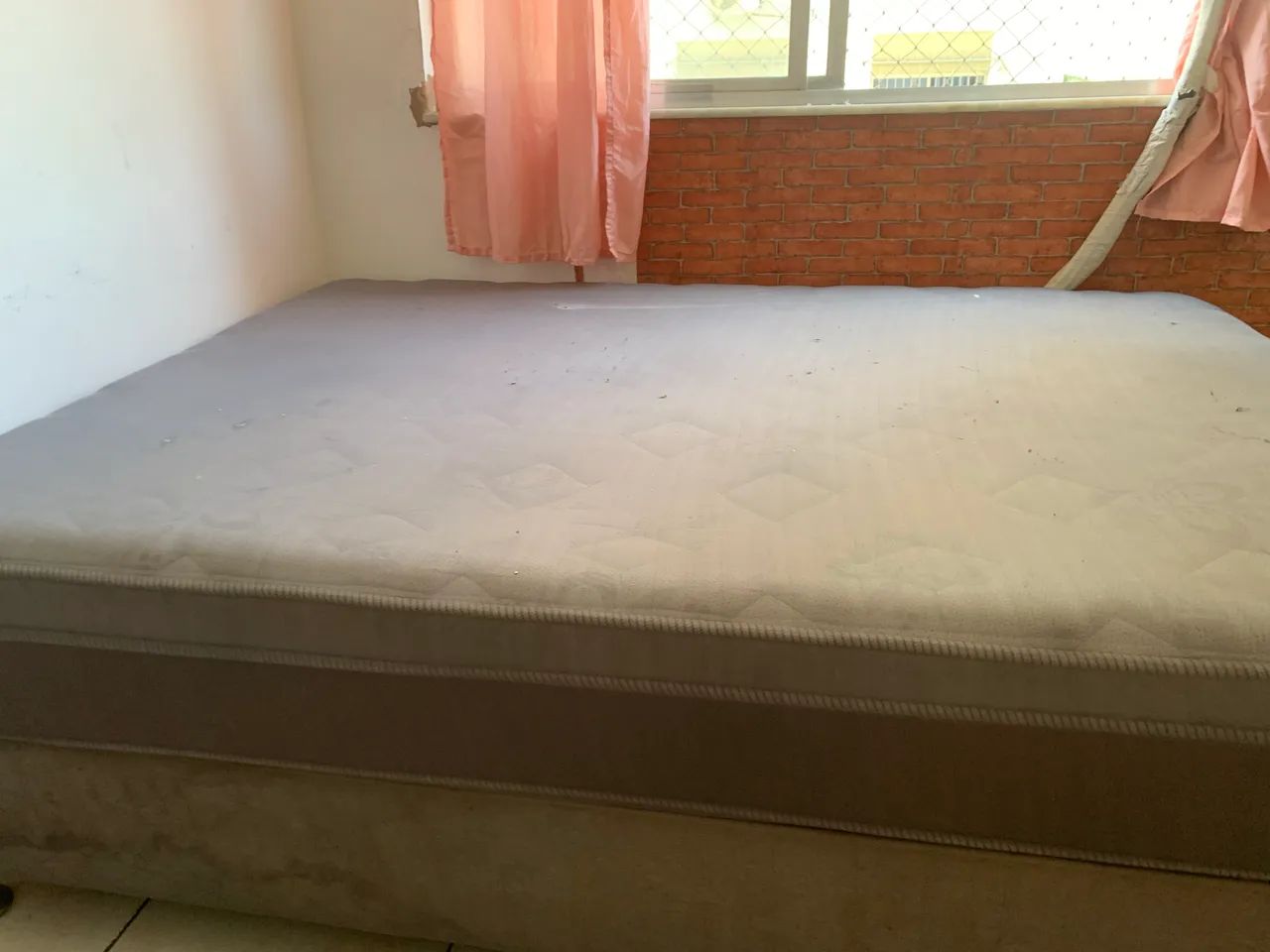 Cama solteiro 