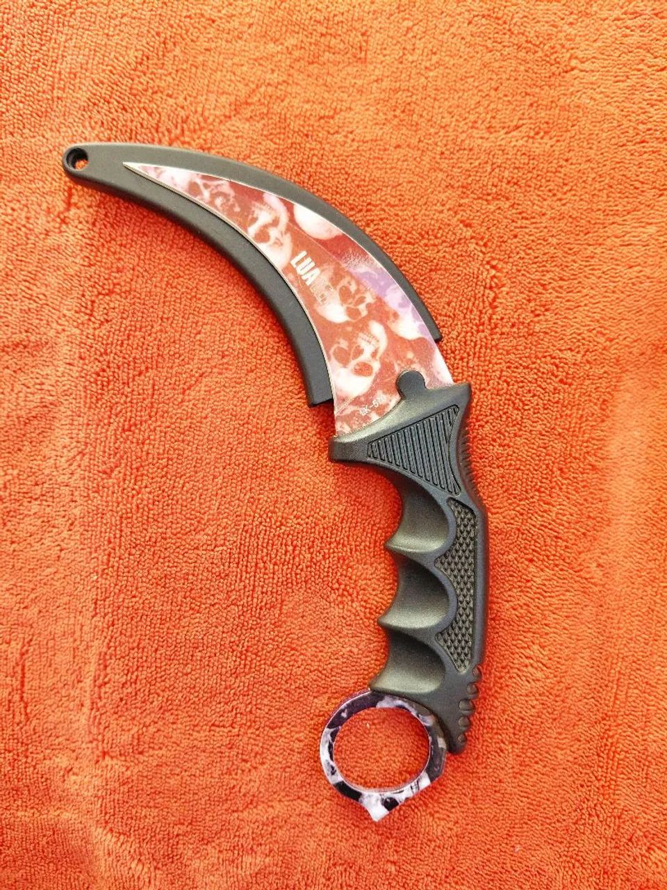 Vendo Faca Modelo Karambit - lâmina fixa - Foto 2