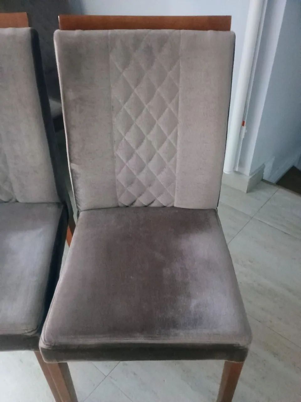 Cadeiras estofadas - Foto 2