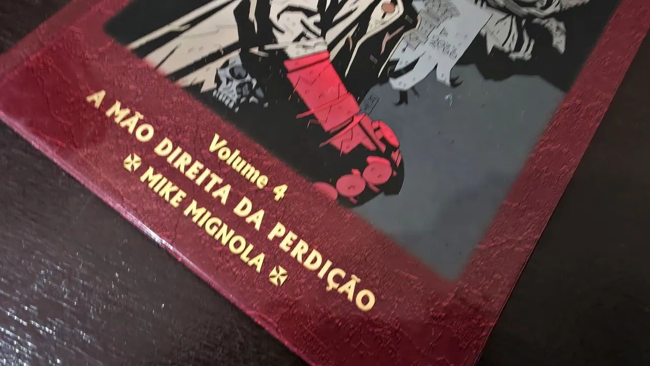 Hellboy - Edição Histórica Vol. 4 - A Mão Direita da Perdição- HQ Mythos - Foto 4