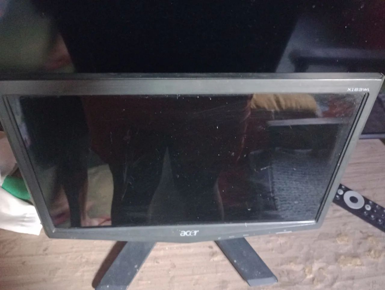 Monitor Acer LCD 15,6 polegadas - Modelo X163WL