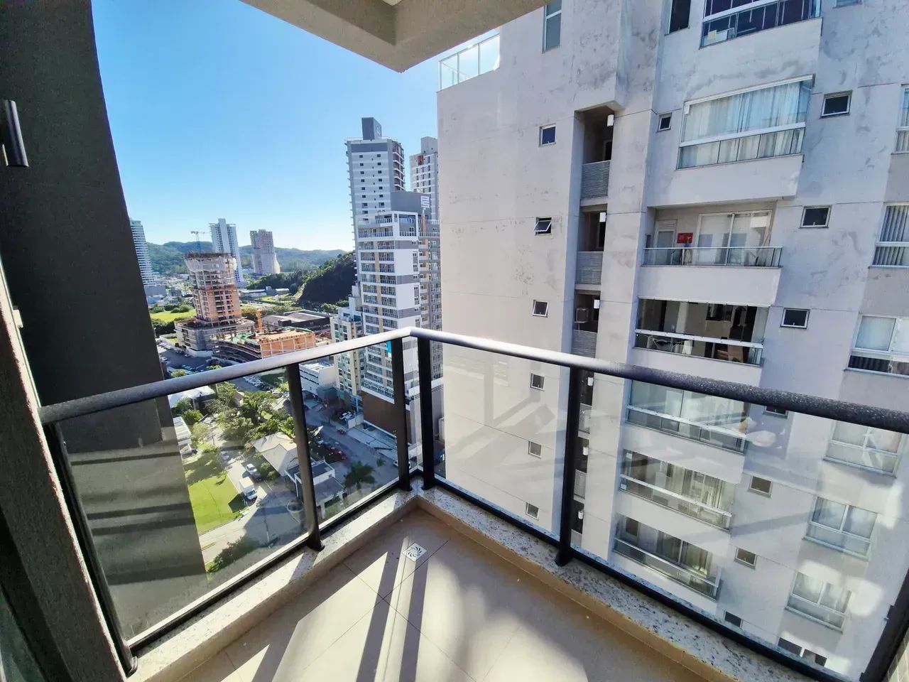 2 quartos com 2 vagas - Foto 3