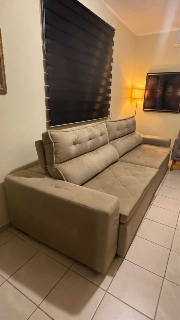 5-Seat Sofa in Excellent Condition65569168864899124