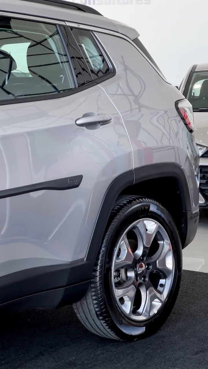 Jeep Compass Longitude Night Eagle 1.3 Flex 2020 - Foto 3