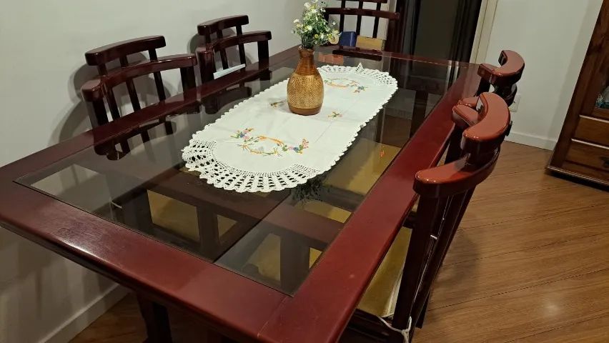 Mesa de jantar e 6 cadeiras - Foto 2