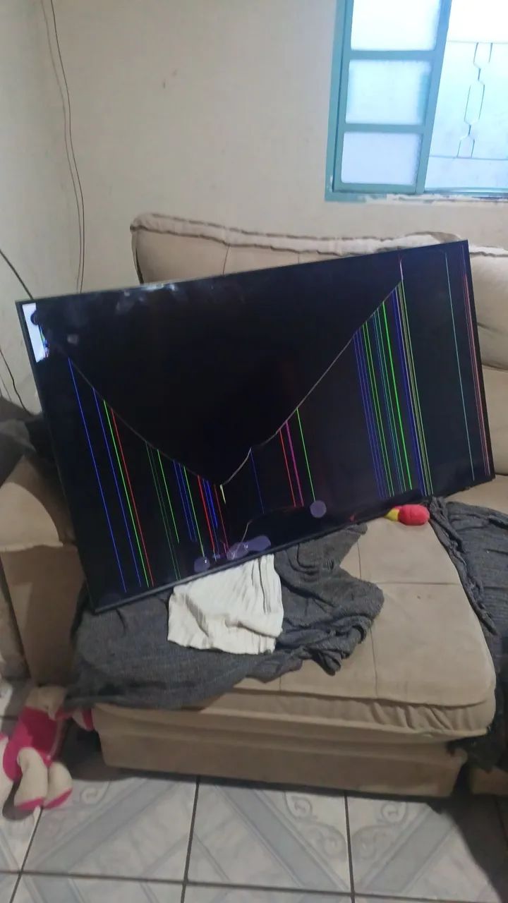 TV SAMSUNG QLED 50 POLEGADAS TELA QUEIMADA - Foto 4