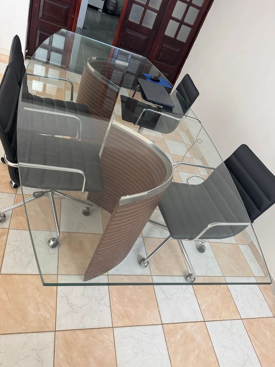 Mesa de Vidro de Alto Padrão - Excelente Estado - Foto 2