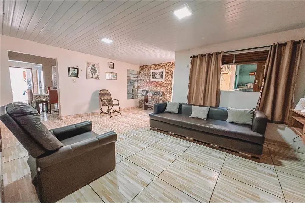 Vendo Casa + 02 Ponto Comercial - Lagoa Nova - Foto 2