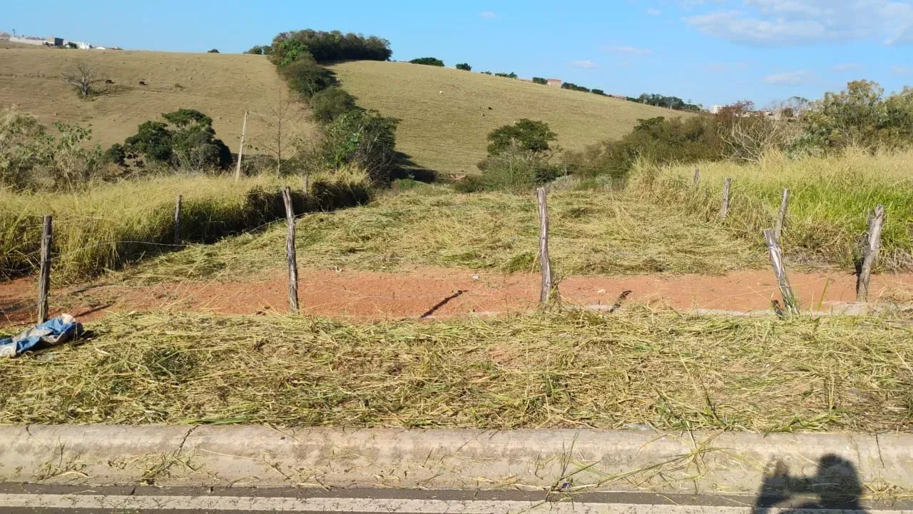 Vendo terreno no Vale Ipê - Águas de Lindóia - SP - Foto 3
