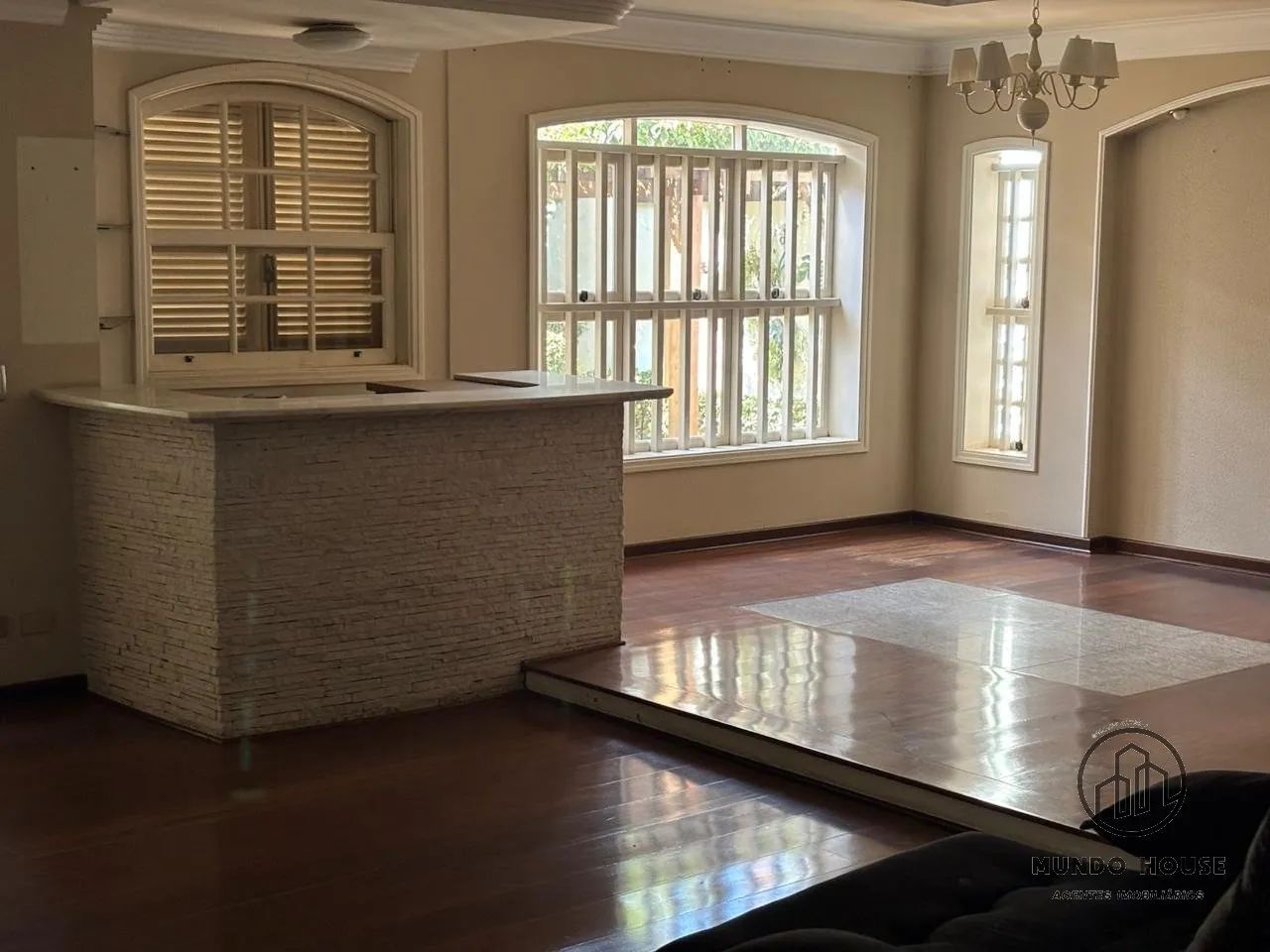 Sobrado Espaçoso em Vila Trujillo - Sorocaba
