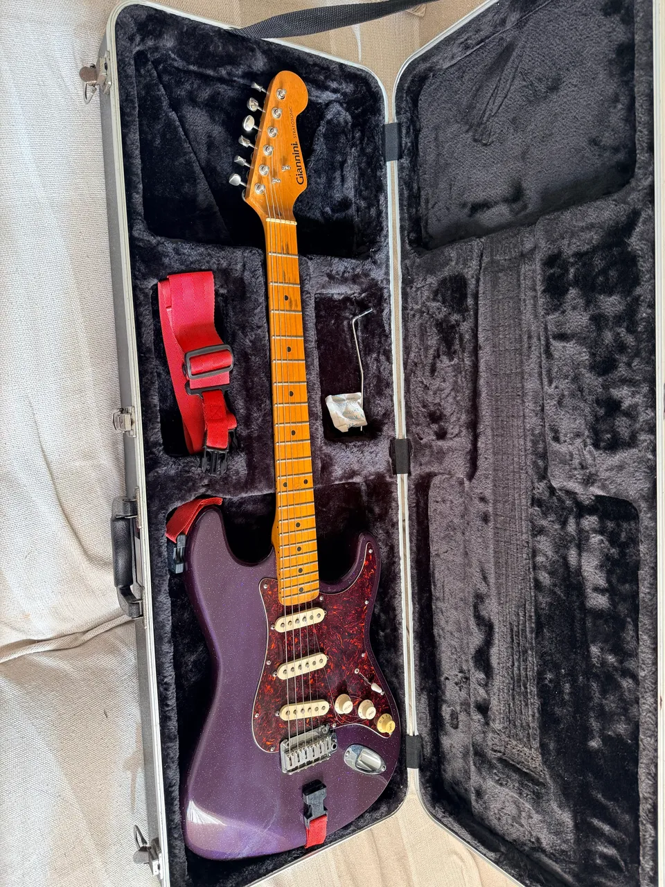 Fender Stratocaster México anos 90 - Instrumentos musicais - Luiz