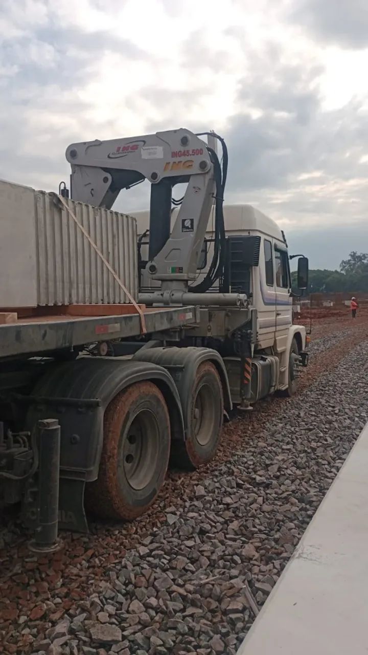 Scania 113 com munck ING 45.500