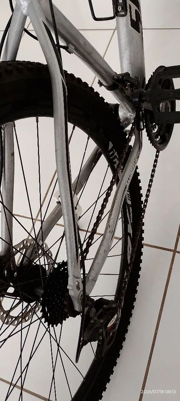 Bicicleta conservada aro 29, 21 marchas - Foto 3