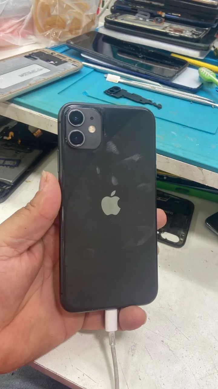 iPhone 11