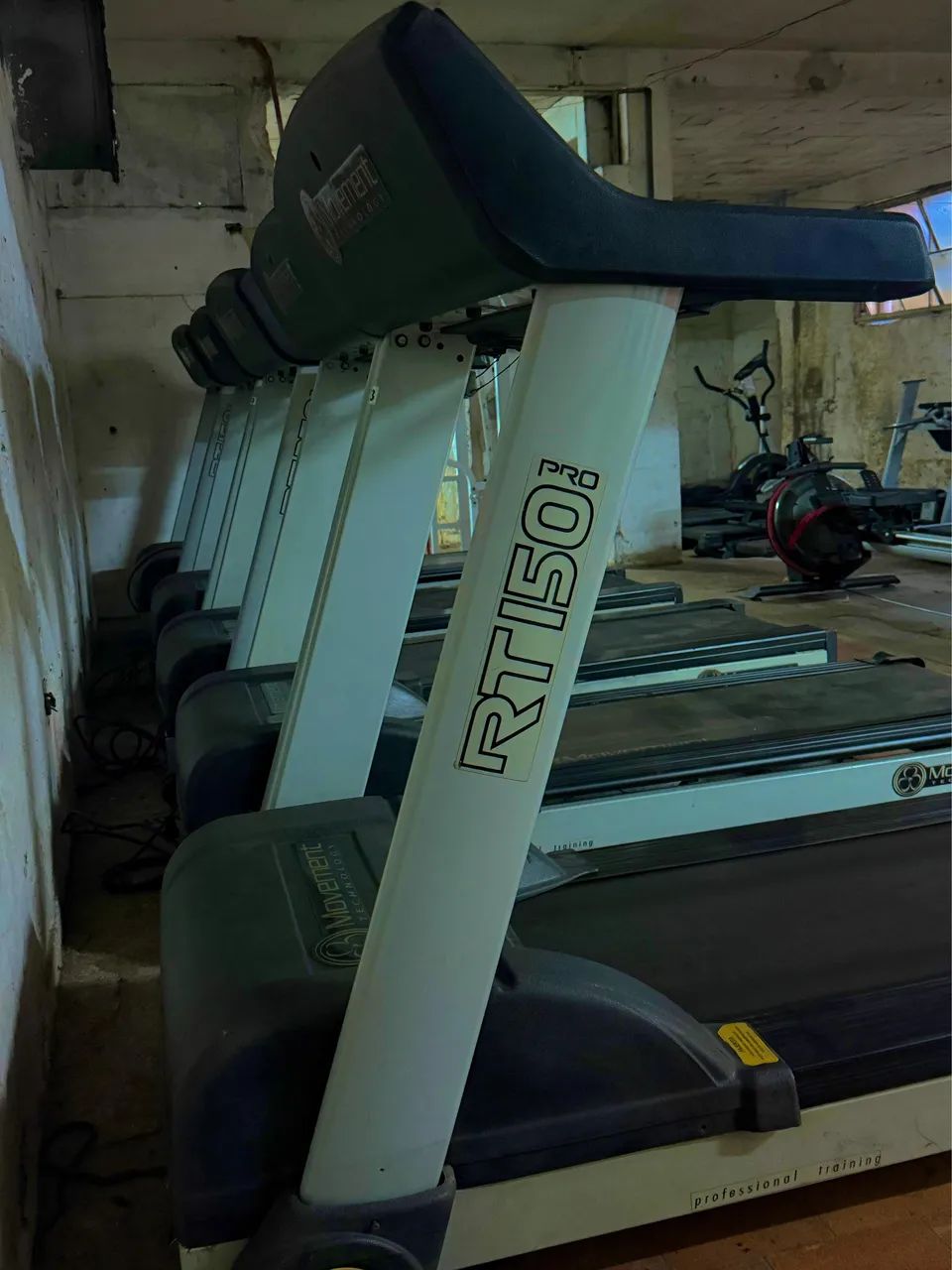 Esteira profissional Rt150 modelo antigo